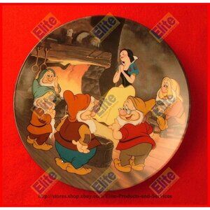 Snow White and the Seven Dwarfs "Fireside‎ Love Story" Collectors Plate - MIB